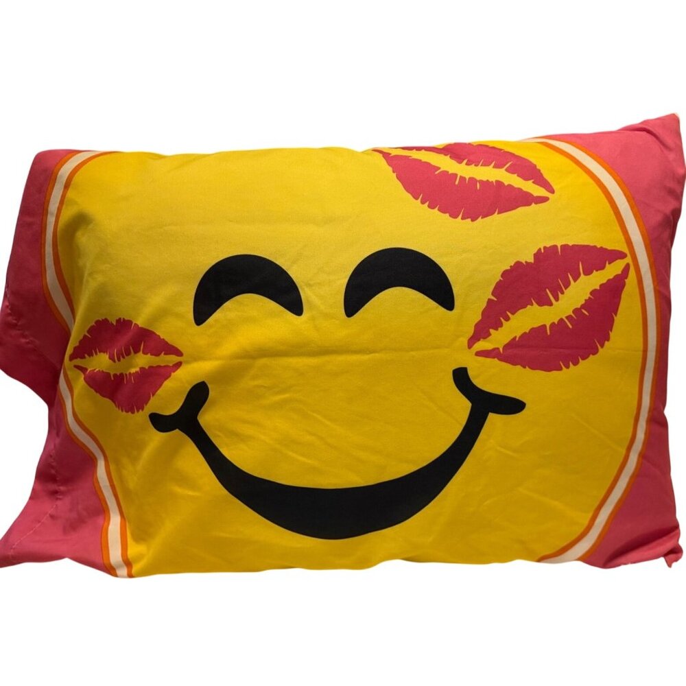 Emojination Brand 1-piece Yellow Smiley Emojis Polyester Standard Pillow Case